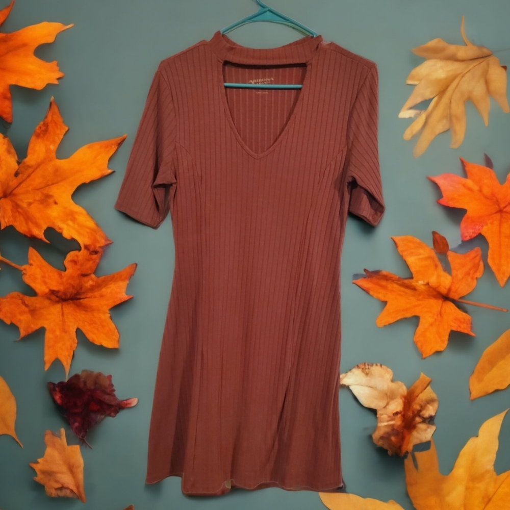 Maroon Mid-sleeve Dress